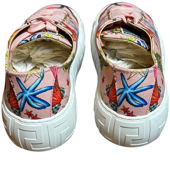 VERSACE Pink Tresor de la mer Print Low Top Women's Sneakers - Picture 4 of 10